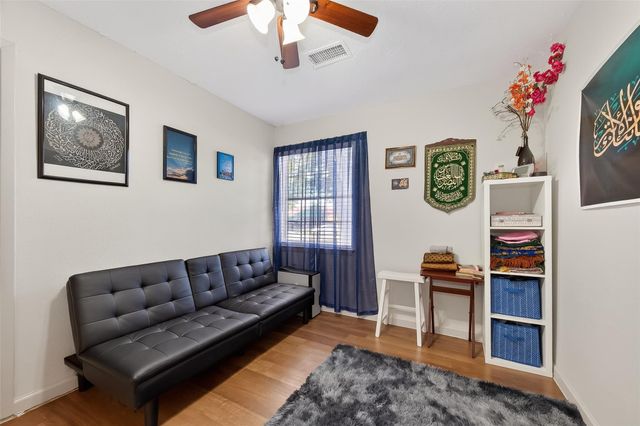 10423 Permian Drive, Sugar Land, TX 77498