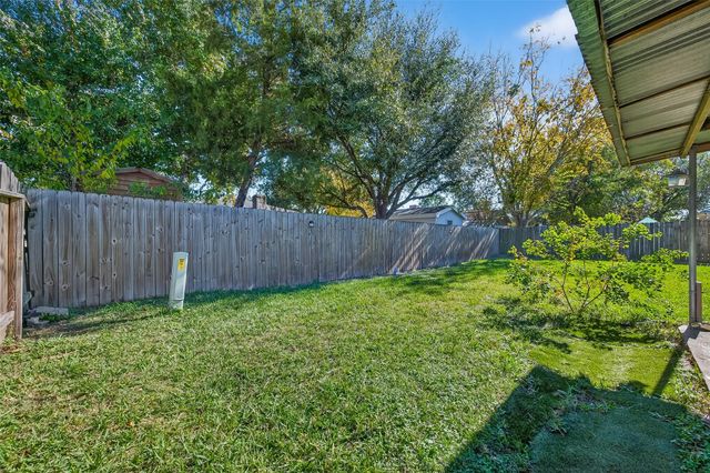 10423 Permian Drive, Sugar Land, TX 77498