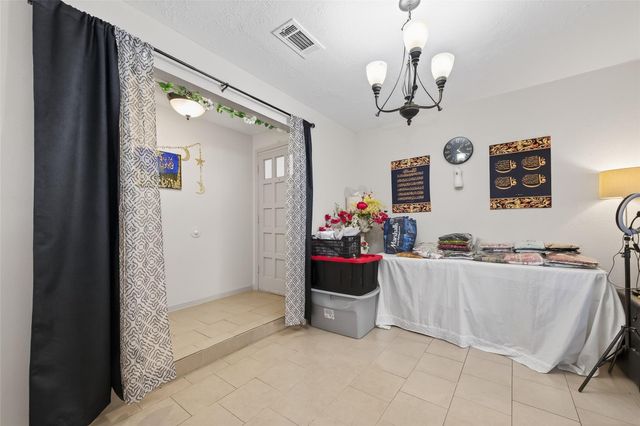 10423 Permian Drive, Sugar Land, TX 77498