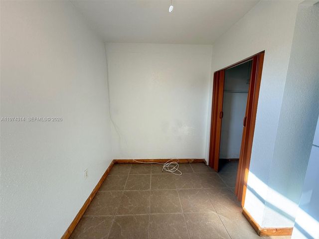 1612 NE 169th St 1, North Miami Beach, FL 33162