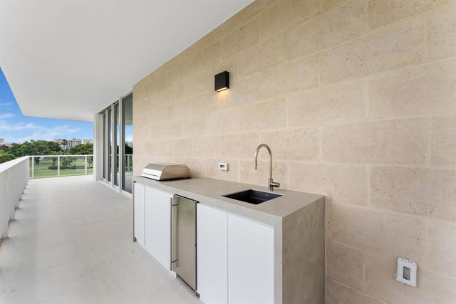 210 SE Mizner Boulevard 301, Boca Raton, FL 33432