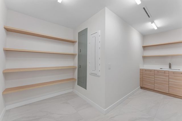 210 SE Mizner Boulevard 301, Boca Raton, FL 33432