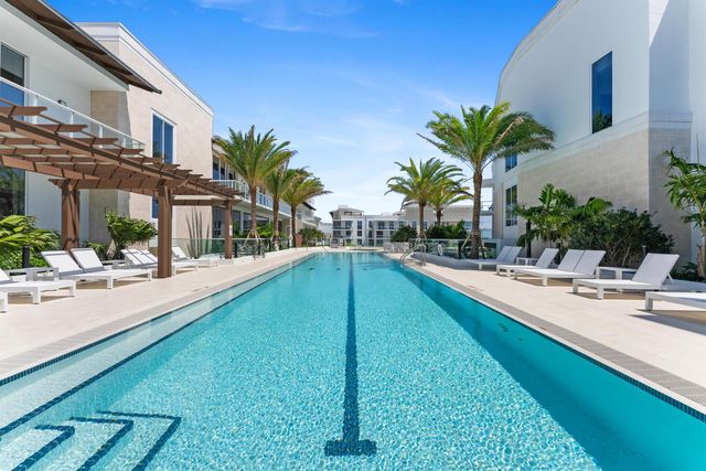 210 SE Mizner Boulevard 301, Boca Raton, FL 33432