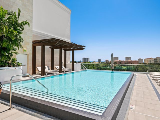 210 SE Mizner Boulevard 301, Boca Raton, FL 33432