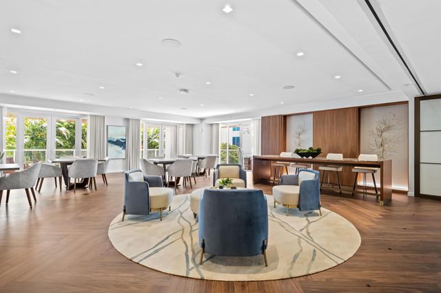 210 SE Mizner Boulevard 301, Boca Raton, FL 33432