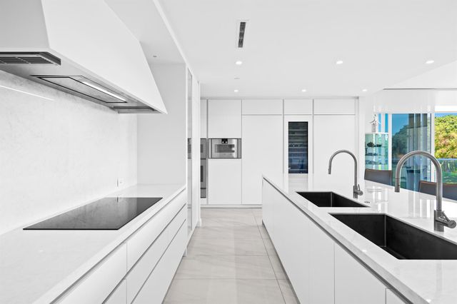 210 SE Mizner Boulevard 301, Boca Raton, FL 33432