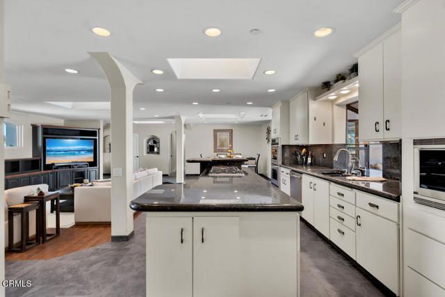 3181 Goldenspur Drive, Camarillo, CA 93010