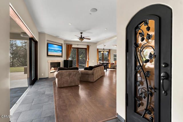 3181 Goldenspur Drive, Camarillo, CA 93010