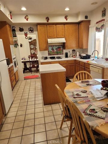 866 Homestead, Corona, CA 92878