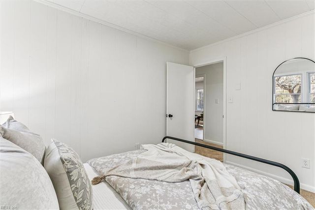 2225 Perrin Plantation LN, Hayes, VA 23072