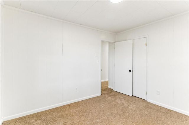 2225 Perrin Plantation LN, Hayes, VA 23072