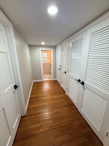 15 Holcomb St, Fairhaven, MA 02719
