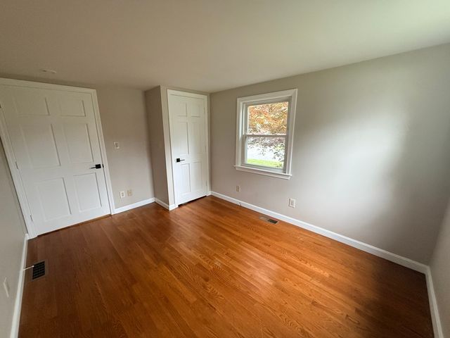 15 Holcomb St, Fairhaven, MA 02719
