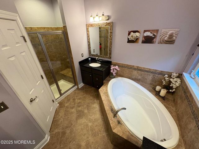 63 Pate Drive, Middletown, NJ 07748