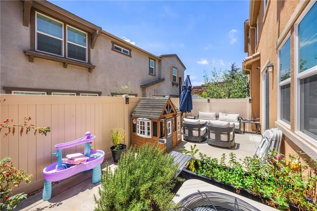 1746 Franklin Tree, Upland, CA 91784