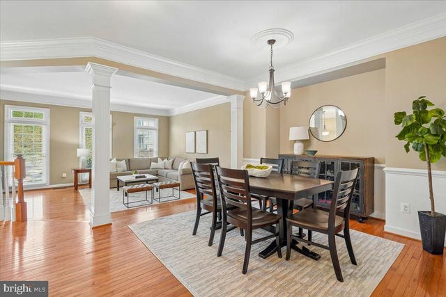12484 ROSE PATH CIR, Fairfax, VA 22033