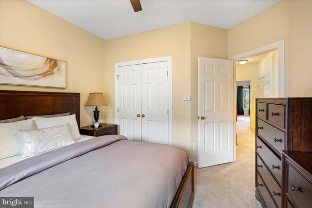 12484 ROSE PATH CIR, Fairfax, VA 22033