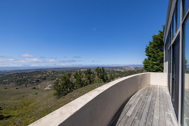 10450 Saddle Road, Monterey, CA 93940