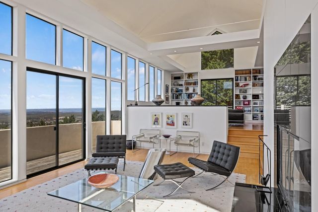 10450 Saddle Road, Monterey, CA 93940