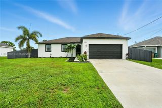 1823 NW 10th Street, Cape Coral, FL 33993