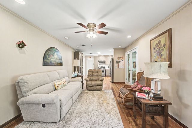 57 Vaughns Gap Rd, Nashville, TN 37205
