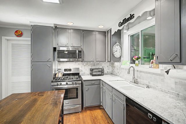 57 Vaughns Gap Rd, Nashville, TN 37205