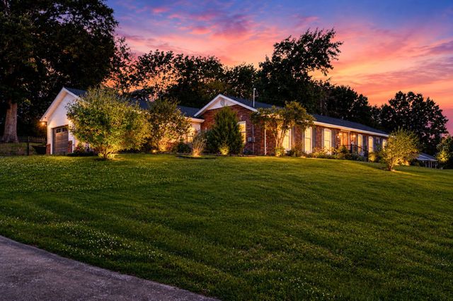 57 Vaughns Gap Rd, Nashville, TN 37205