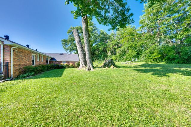 57 Vaughns Gap Rd, Nashville, TN 37205