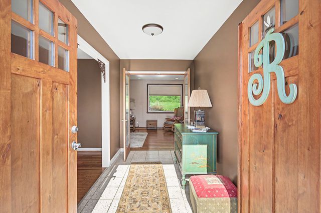 57 Vaughns Gap Rd, Nashville, TN 37205