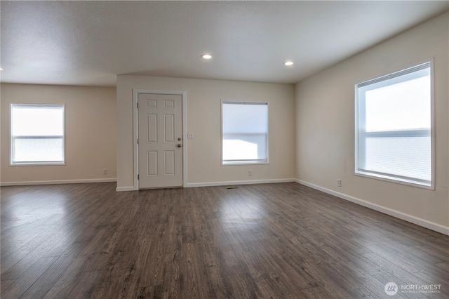 121 Cottonwood Lane, Sequim, WA 98382