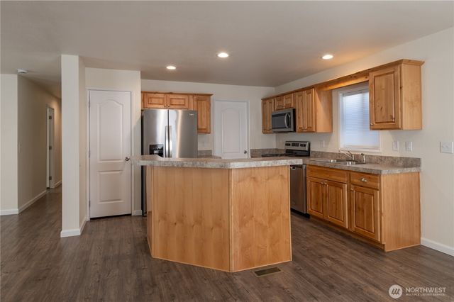 121 Cottonwood Lane, Sequim, WA 98382
