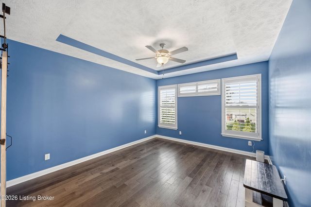 591 Williamsburg Dr, Mt Washington, KY 40047