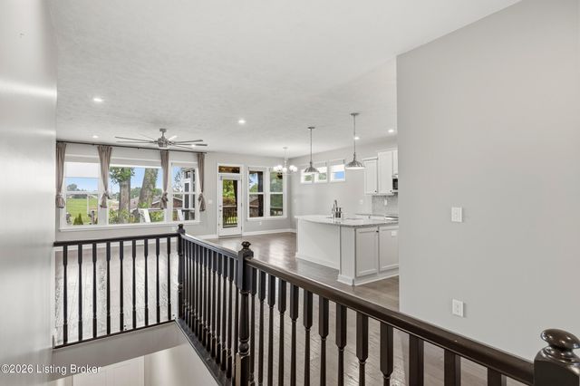 591 Williamsburg Dr, Mt Washington, KY 40047
