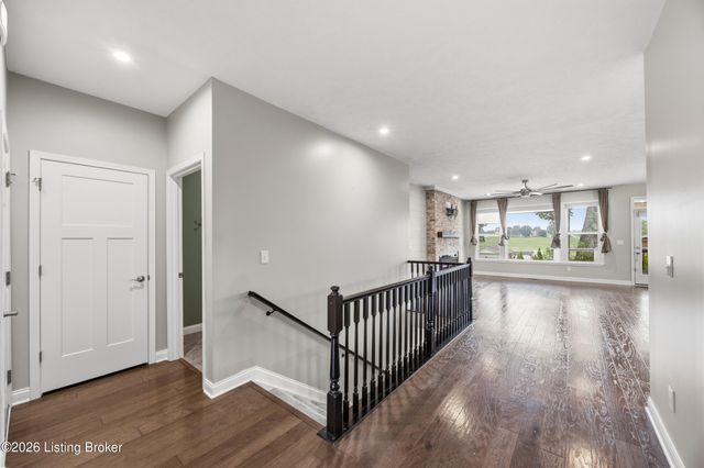 591 Williamsburg Dr, Mt Washington, KY 40047