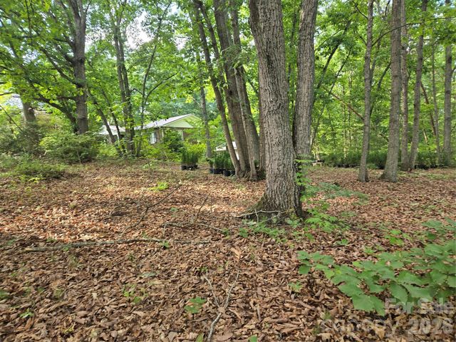 1236 Smithfield Drive, Hudson, NC 28638