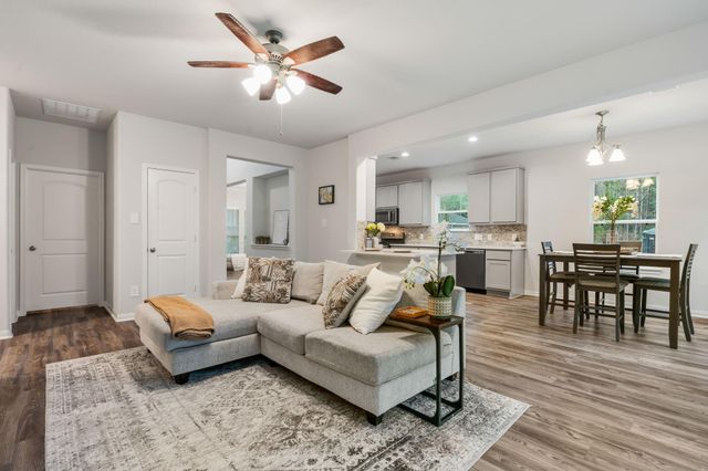 16680 Rockwall Street, Conroe, TX 77303