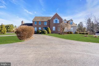 309 PENNINGTON HARBOURTON RD, Pennington, NJ 08534