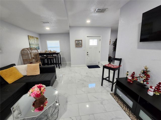 10805 DESOTO ROAD, Riverview, FL 33578