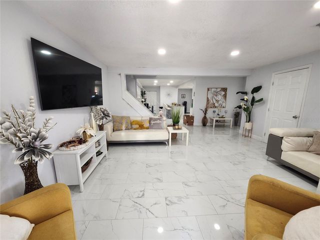 10805 DESOTO ROAD, Riverview, FL 33578