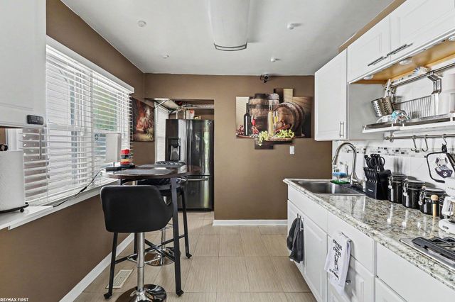 13011 Sidonie Avenue, Warren, MI 48089