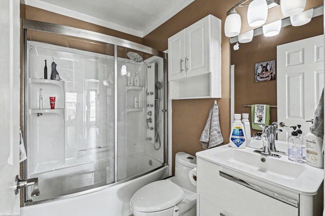 13011 Sidonie Avenue, Warren, MI 48089