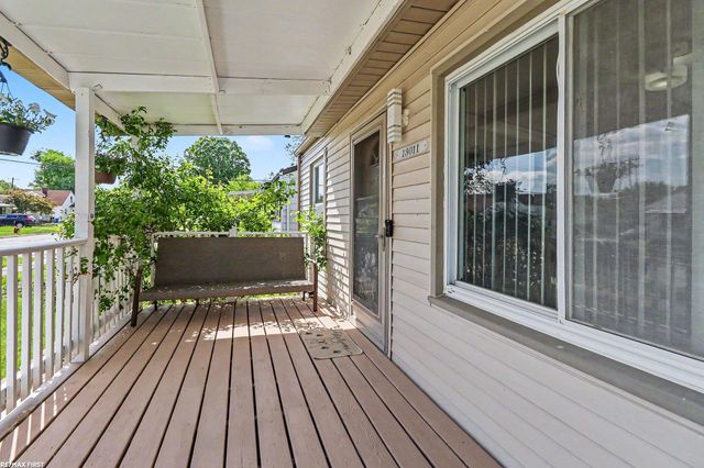 13011 Sidonie Avenue, Warren, MI 48089