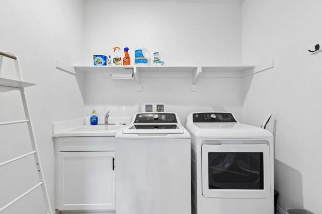1705 Valley Oak Way, Oceanside, CA 92056