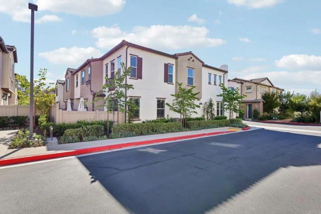 1705 Valley Oak Way, Oceanside, CA 92056