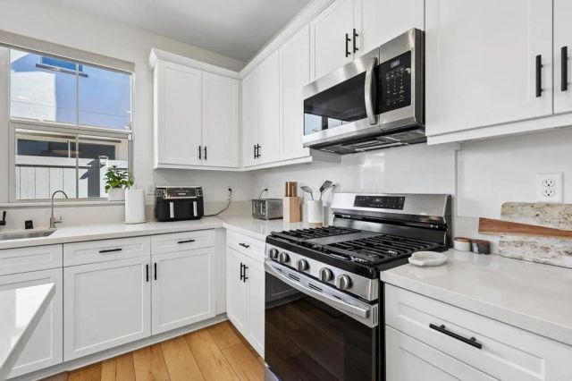 1705 Valley Oak Way, Oceanside, CA 92056