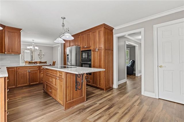 1420 N Annie Street, Olathe, KS 66061