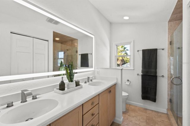 7091 LONGBOAT DRIVE E, Longboat Key, FL 34228