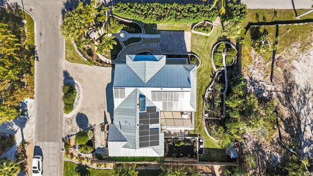 7091 LONGBOAT DRIVE E, Longboat Key, FL 34228