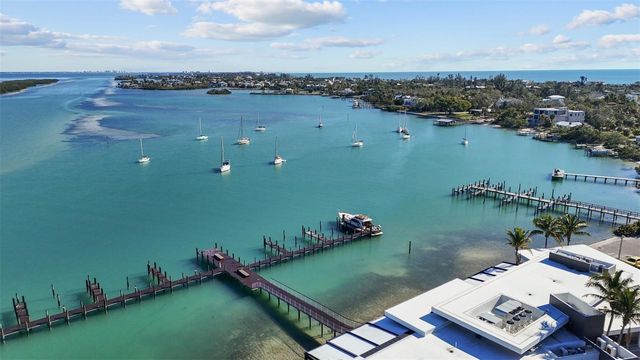 7091 LONGBOAT DRIVE E, Longboat Key, FL 34228