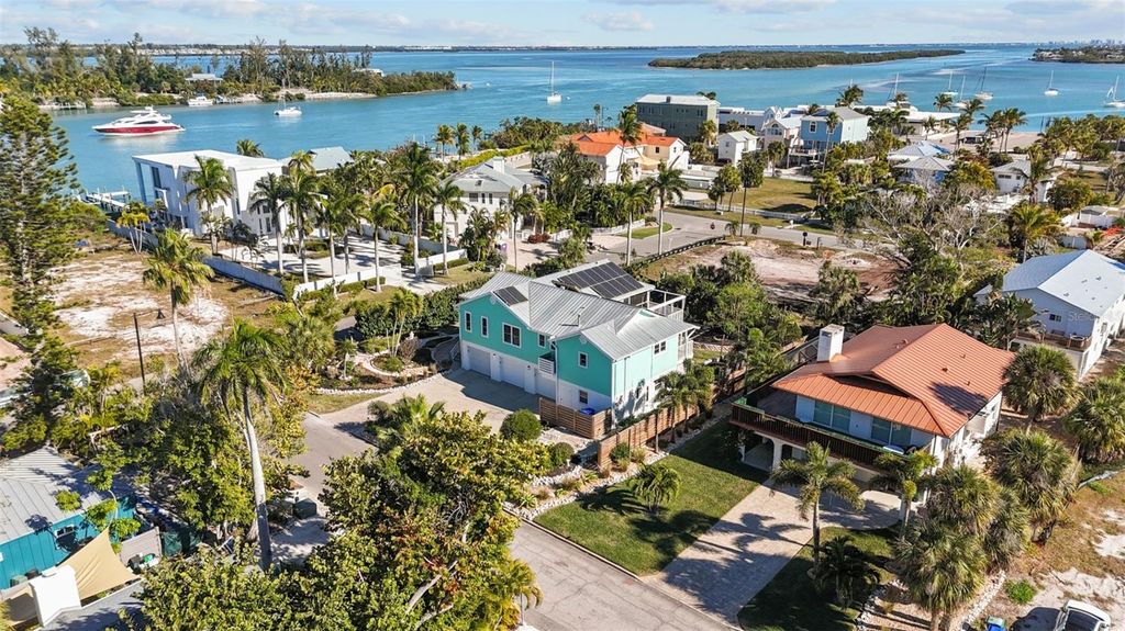 Image 51 of property listing at 7091 LONGBOAT DRIVE E, Longboat Key, FL 34228